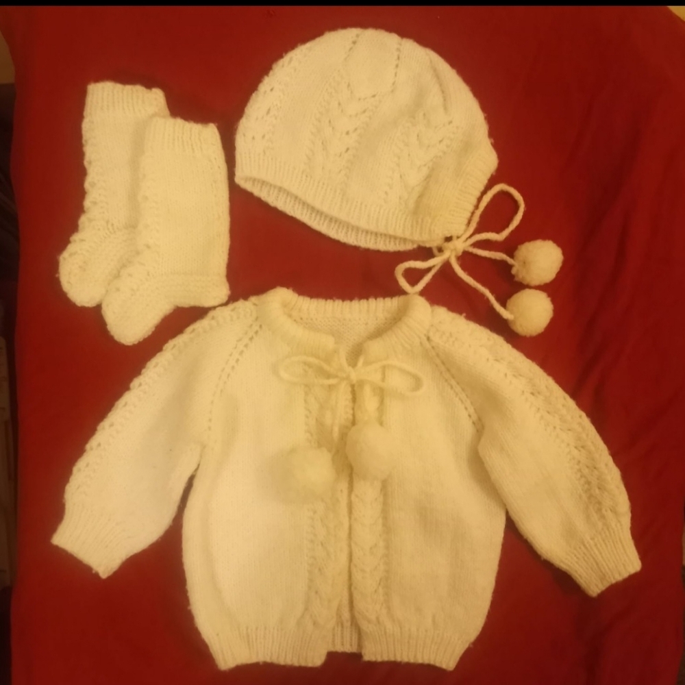 Vtg Handsewn Infant Sweater, Hat and Booties Set